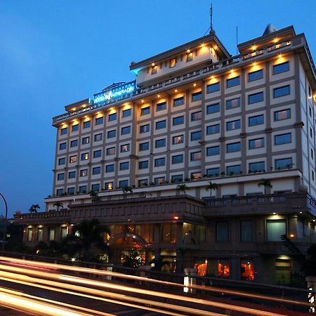 Hotel Maharadja Jakarta Exterior photo